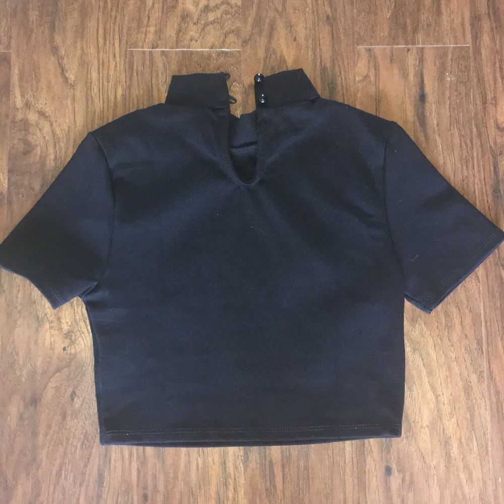 ✖️sold✖️Fashion Nova Crop Top